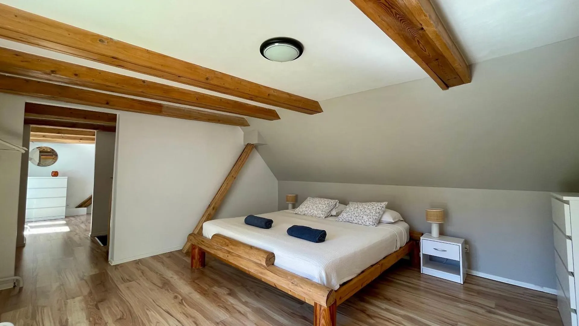 93 M2 Kino Na Dachu Rynek Apartment Wroclaw 0*,  Poland